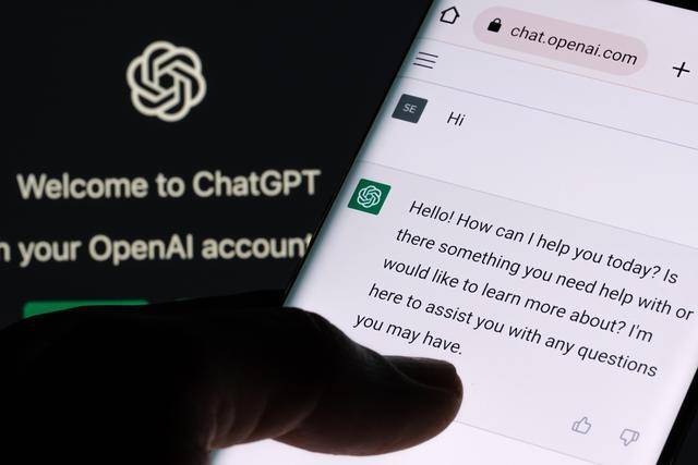 ChatGPT日耗电超50万度，大模型或带来“电荒”丨看天下  成本 用电量 ChatGPT 模型 训练 人工智能 电力 第1张