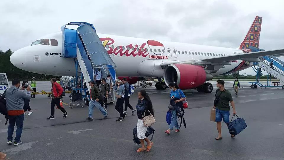 载有153名乘客 印尼两飞行员在飞行途中同时睡着  第1张