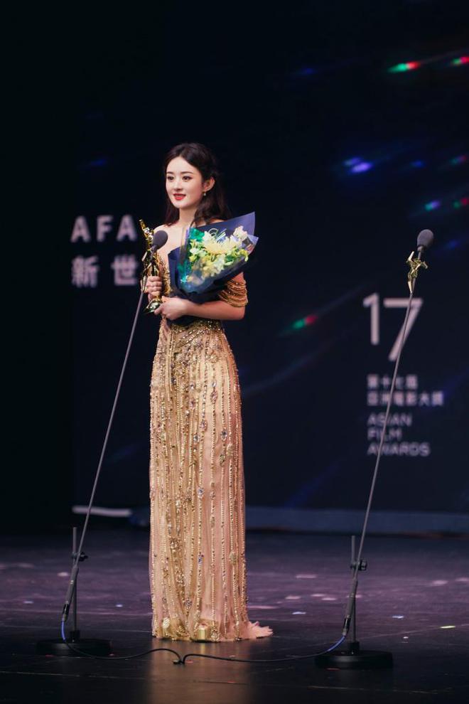 《与凤行》定档，亚洲电影大奖获奖，赵丽颖再次惊艳四众  第2张